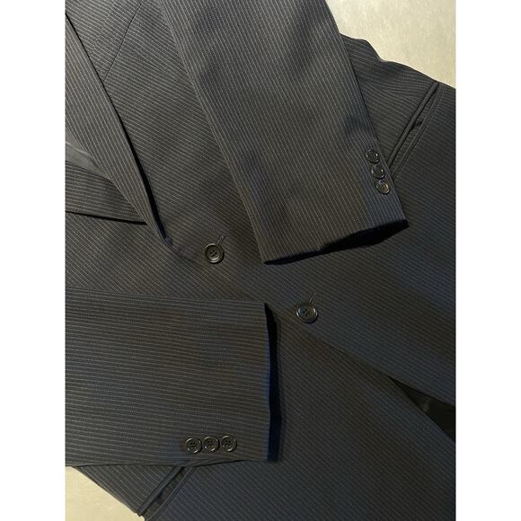 Armani Collezioni Mens 42R 35x29 Charcoal Gray Micro-Stripe Designer Suit - Picture 8 of 16